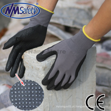 Nmsafety Nylon e Spandex Coated Foam Luvas de trabalho de nitrilo com pontos na palma